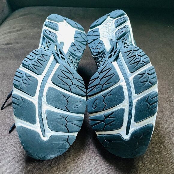 Excellent Asics GEL-Kayano 24 womens 9.5 US Medium 41.5 EUR Black - Picture 6 of 15